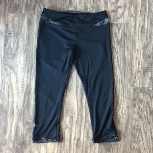 Cropped under armour leggings